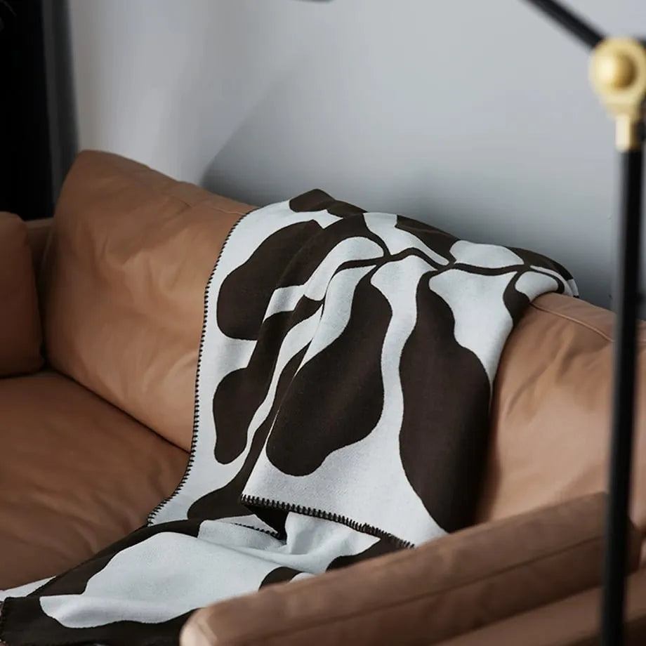 Abstract botanical flannel fleece throw blanket with soft organic leaf pattern – RoomDen