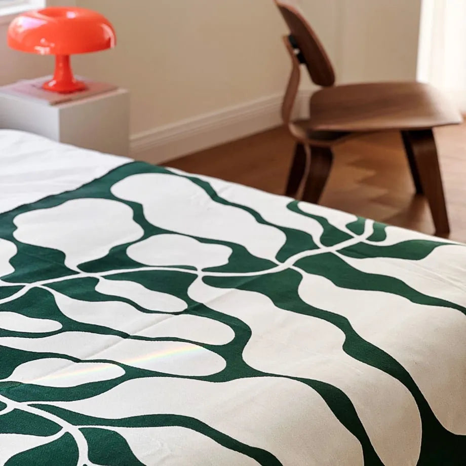 Abstract botanical flannel fleece throw blanket with soft organic leaf pattern – RoomDen