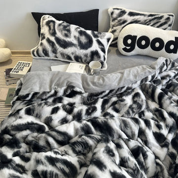 Gray Leopard Print Plush Bedding Set