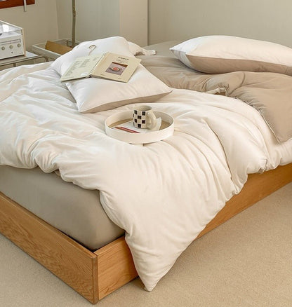 Sorrel Earthy Jersey Knit Bedding Set - room scene