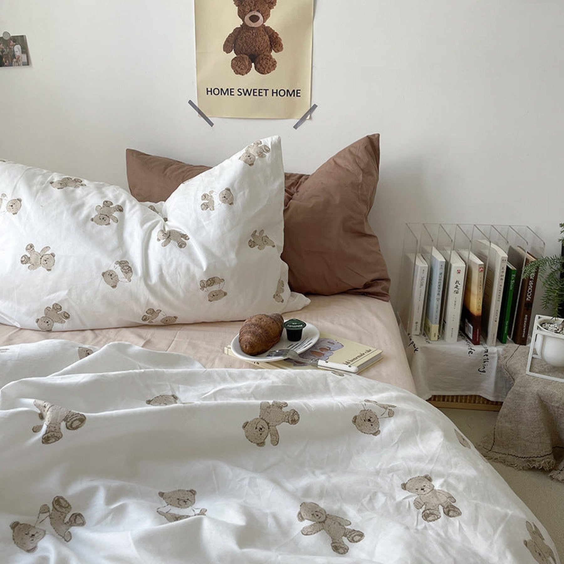 Tansley Cream Bear Print Washed Cotton Bedding Set - room scene