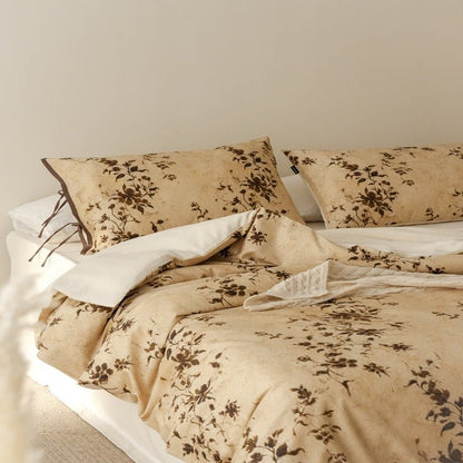 Marigny Jacobean Floral Cotton-Linen Bedding Set - room scene