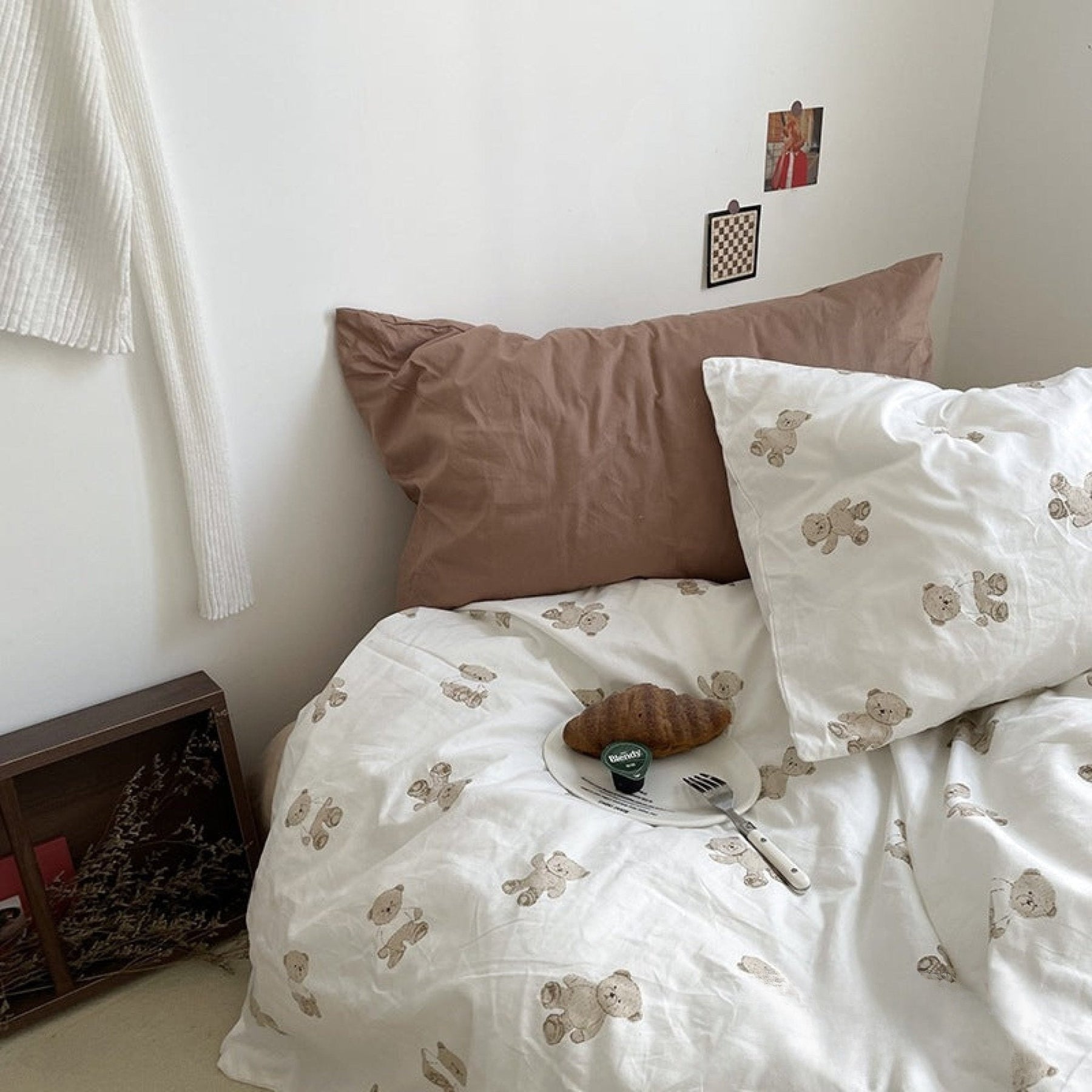 Tansley Cream Bear Print Washed Cotton Bedding Set - room scene