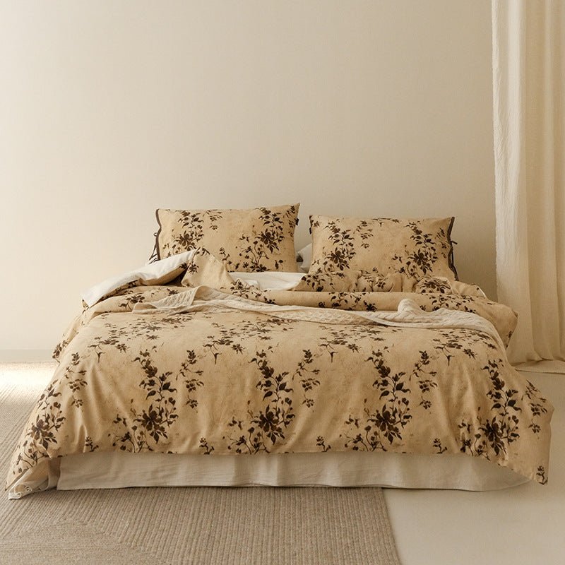 Marigny Jacobean Floral Cotton-Linen Bedding Set - room scene