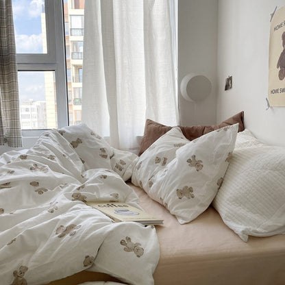 Tansley Cream Bear Print Washed Cotton Bedding Set - room scene
