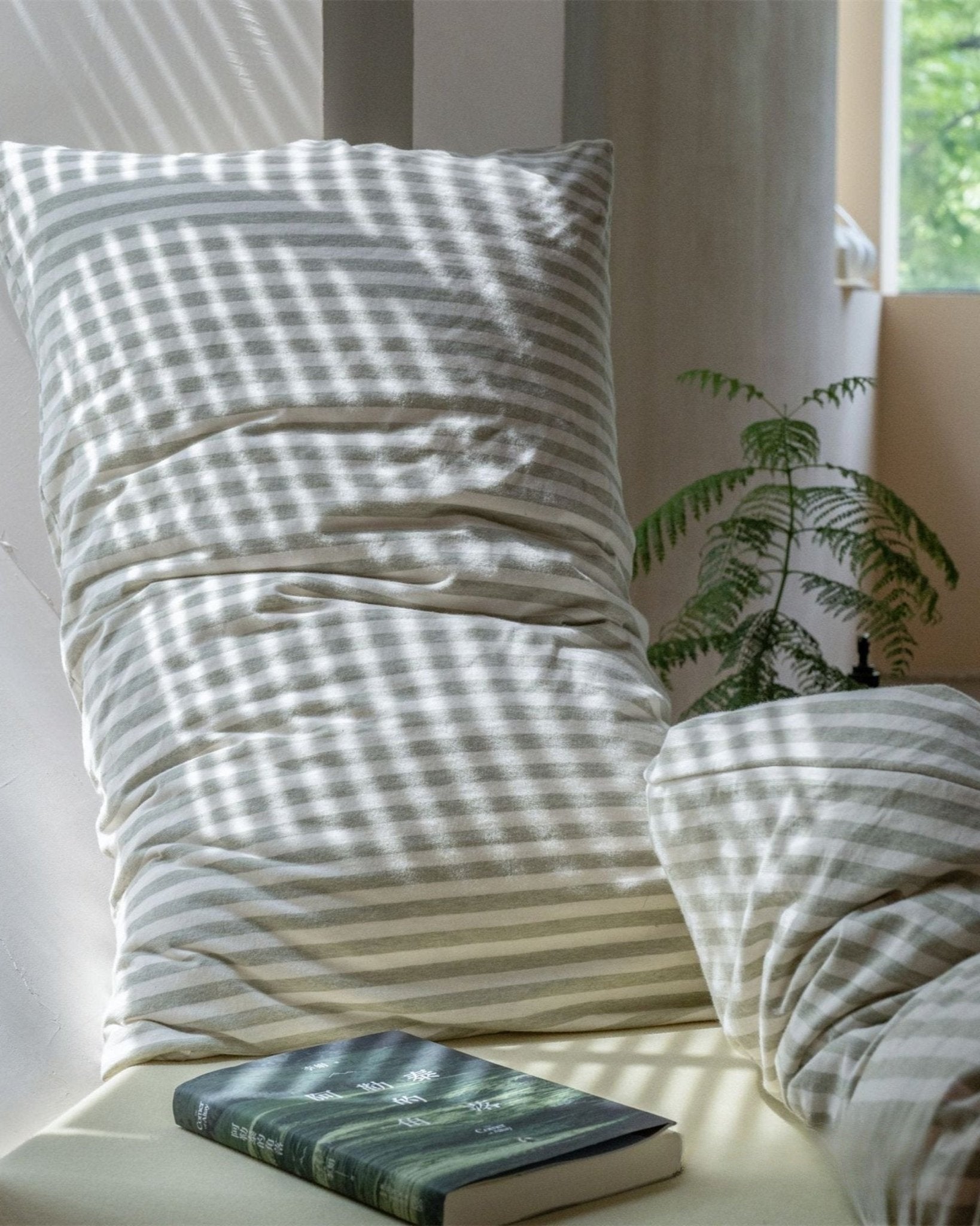 Larkden Striped Jersey Knit Cotton Bedding Set - room scene