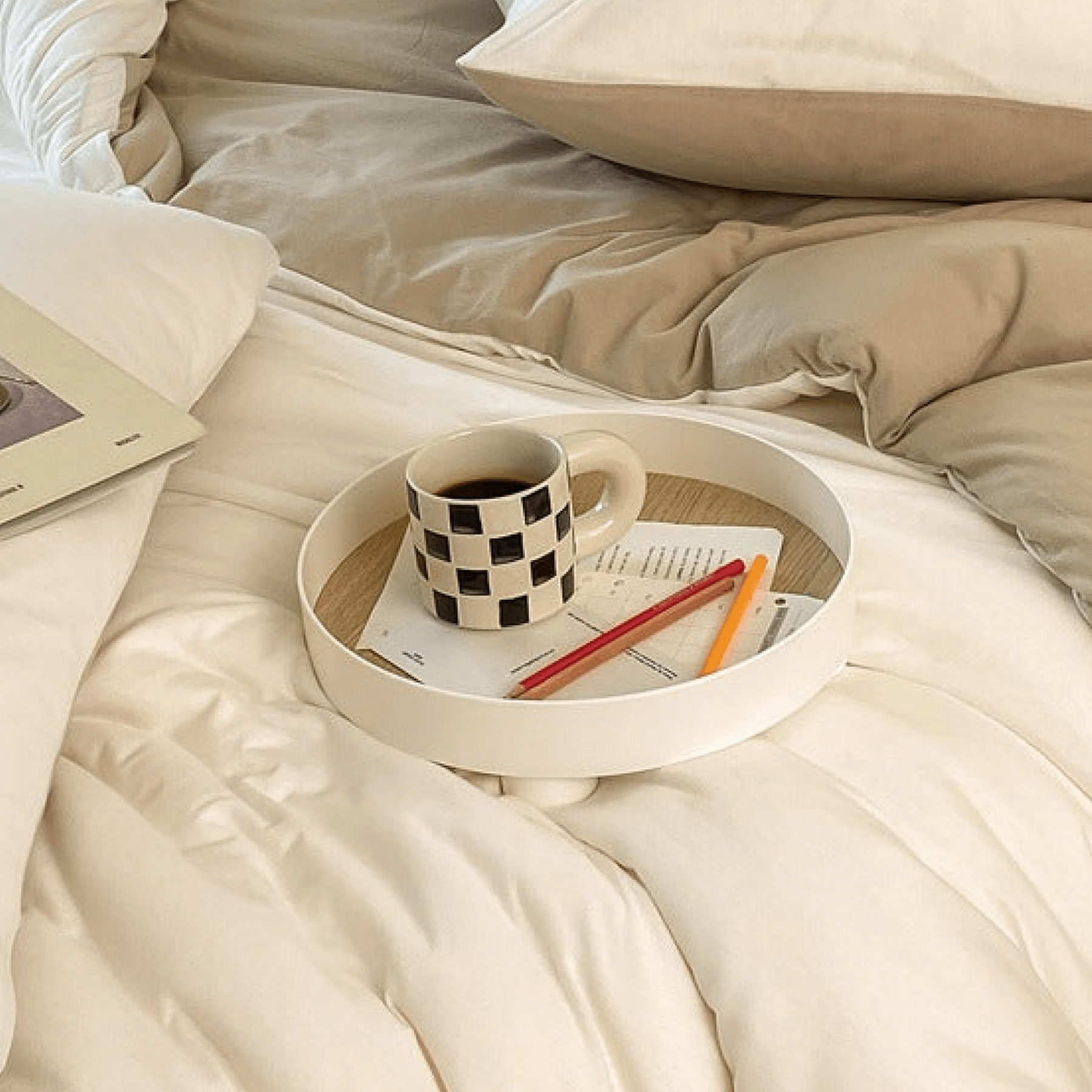 Sorrel Earthy Jersey Knit Bedding Set - room scene
