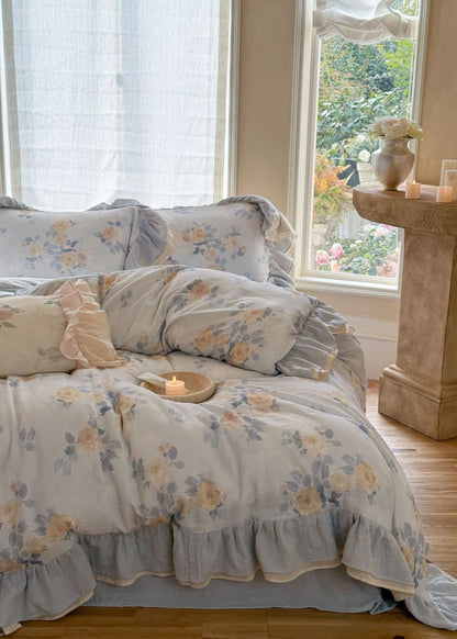 Solenne Ruffle Floral Double Gauze Bedding Set - room scene