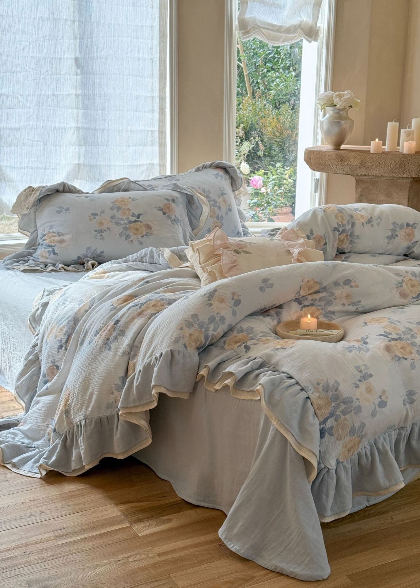 Solenne Ruffle Floral Double Gauze Bedding Set - room scene