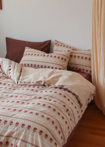 Solange Jacquard Floral Cotton Bedding Set - room scene