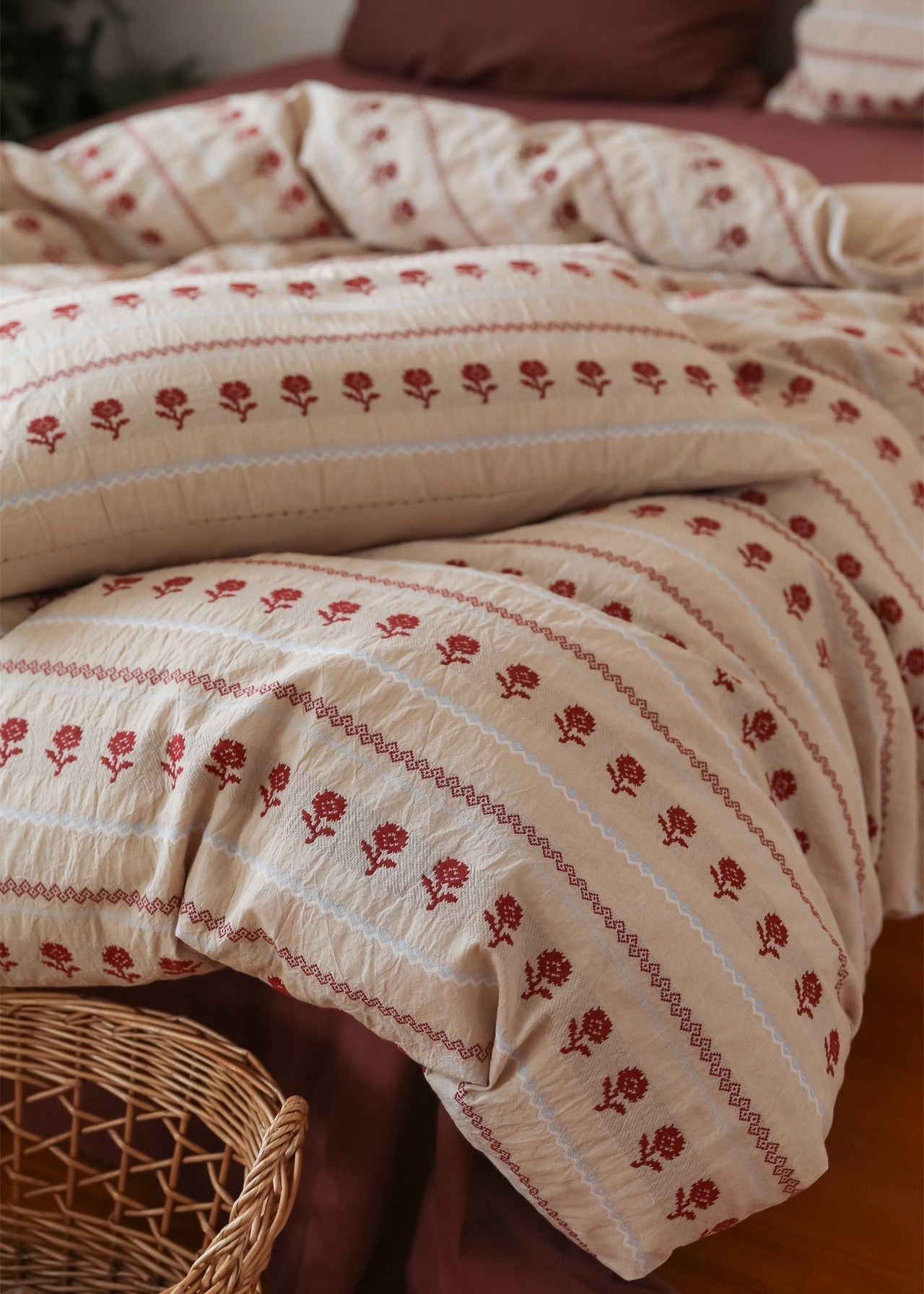 Solange Jacquard Floral Cotton Bedding Set - room scene