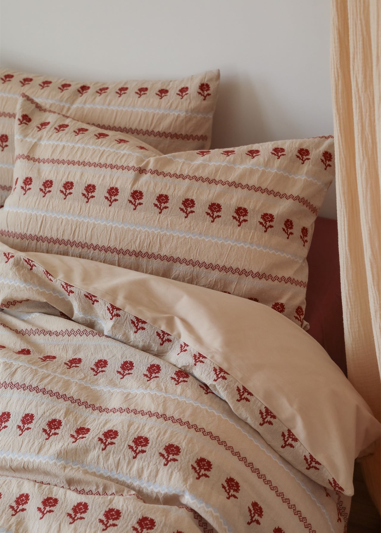 Solange Jacquard Floral Cotton Bedding Set - room scene