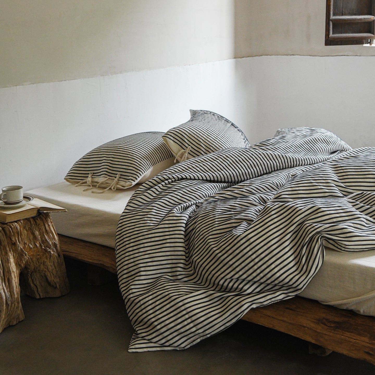Ashcombe Striped Linen Bedding Set - Charcoal Stripe