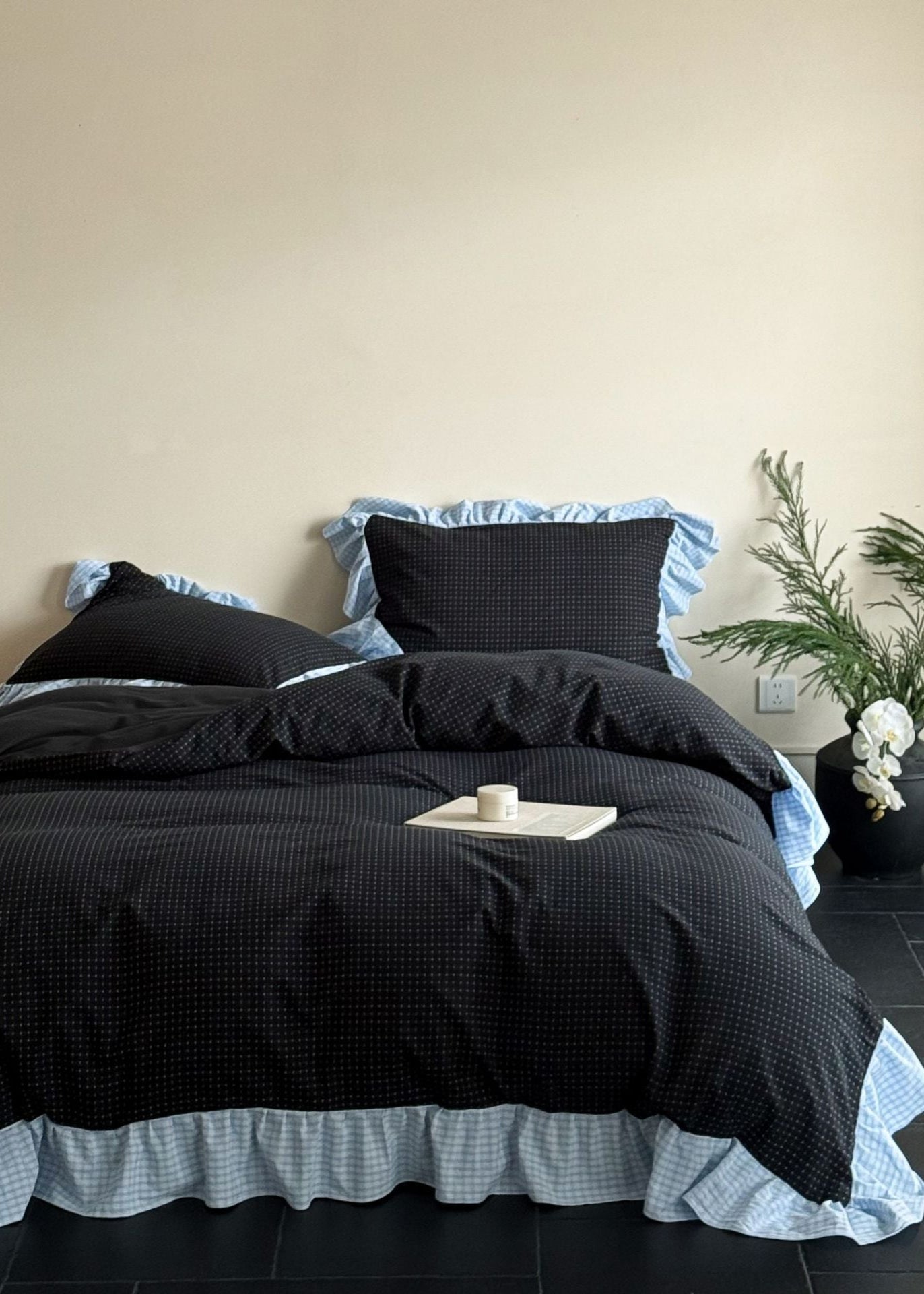 Harwick Gingham Ruffle Cotton Bedding Set - Onyx & Mist