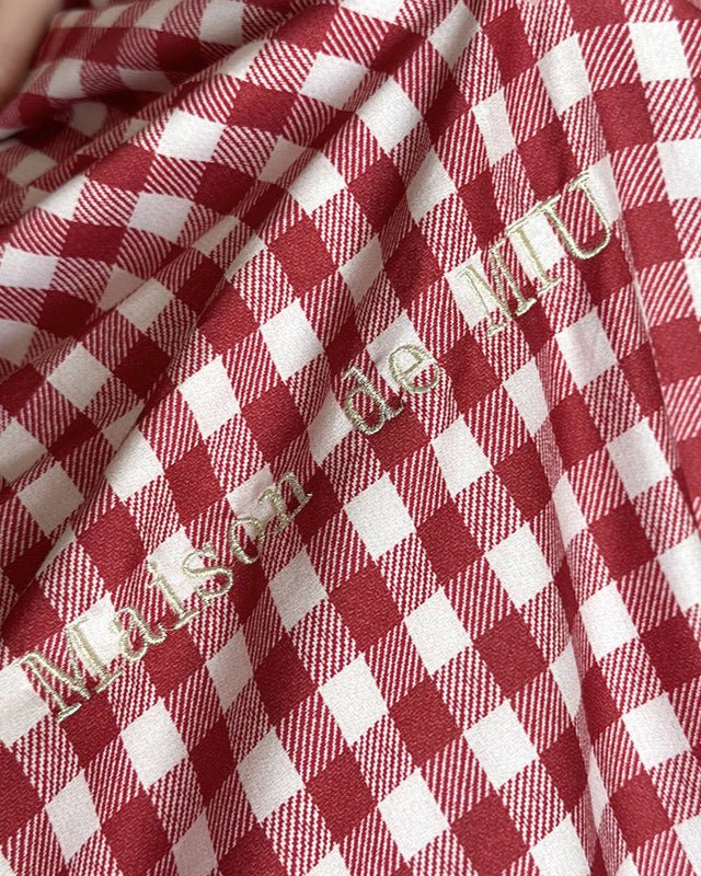 Winsley Gingham Lace Cotton Bedding Set - room scene