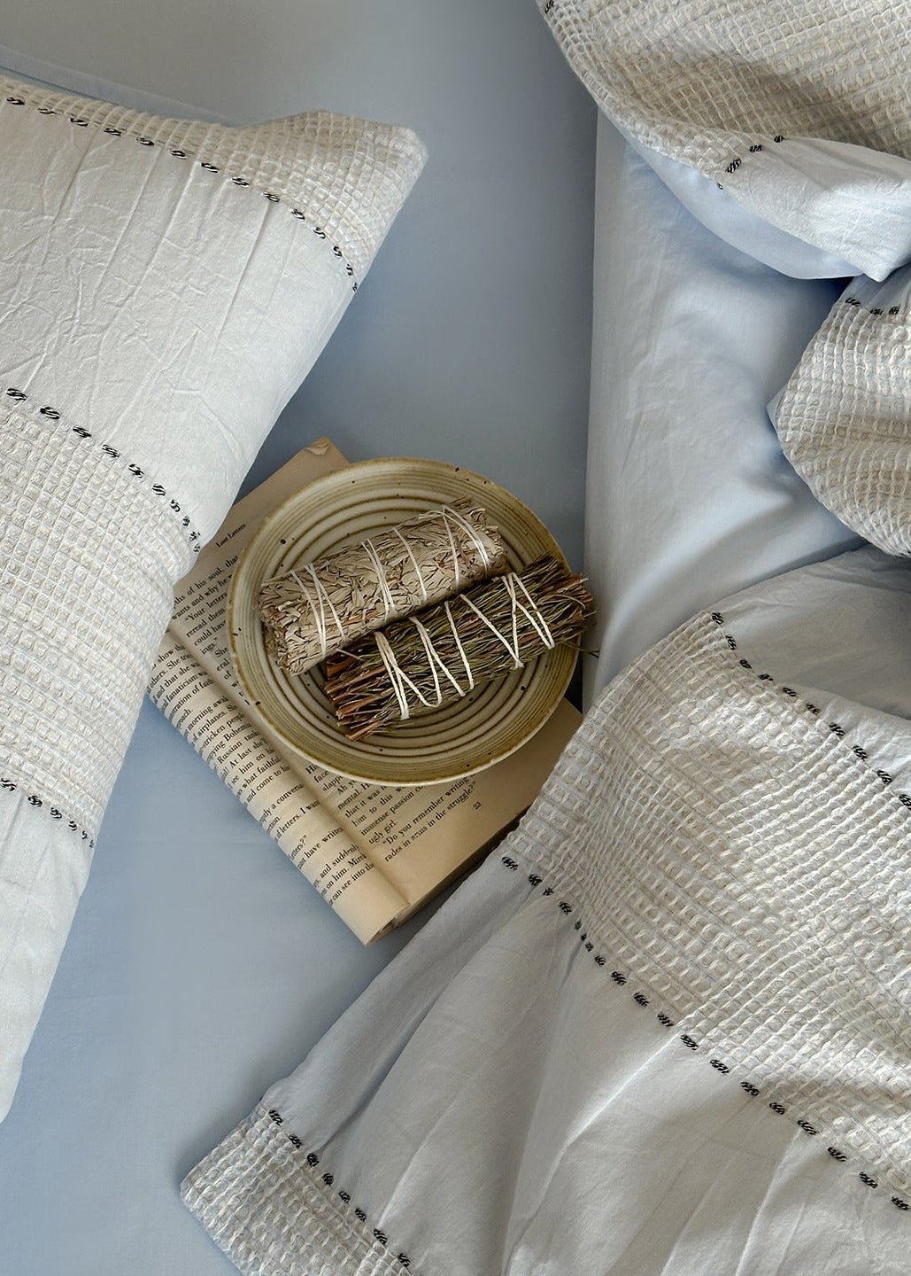 Solmere Striped Waffle-Weave Cotton Bedding Set – sky blue stripe close view of alternating woven bands - Roomden