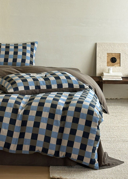 Corran Gingham Jacquard Cotton Bedding Set - room scene