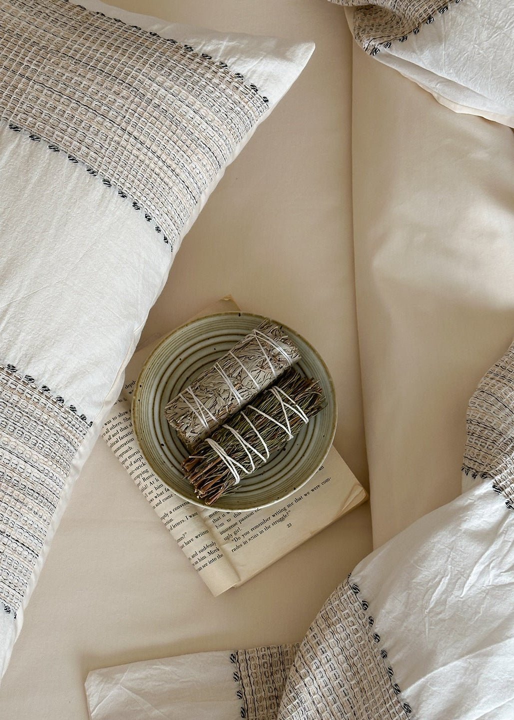 Solmere Striped Waffle-Weave Cotton Bedding Set – ivory stripe close view of alternating woven bands - Roomden