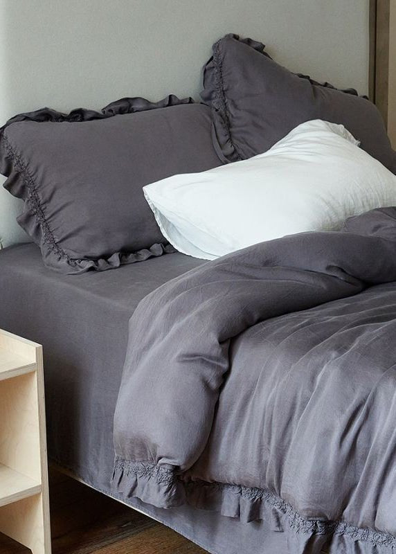 Ruffle Lyocell Bedding Set, Slate, fabric and pillow details - Roomden