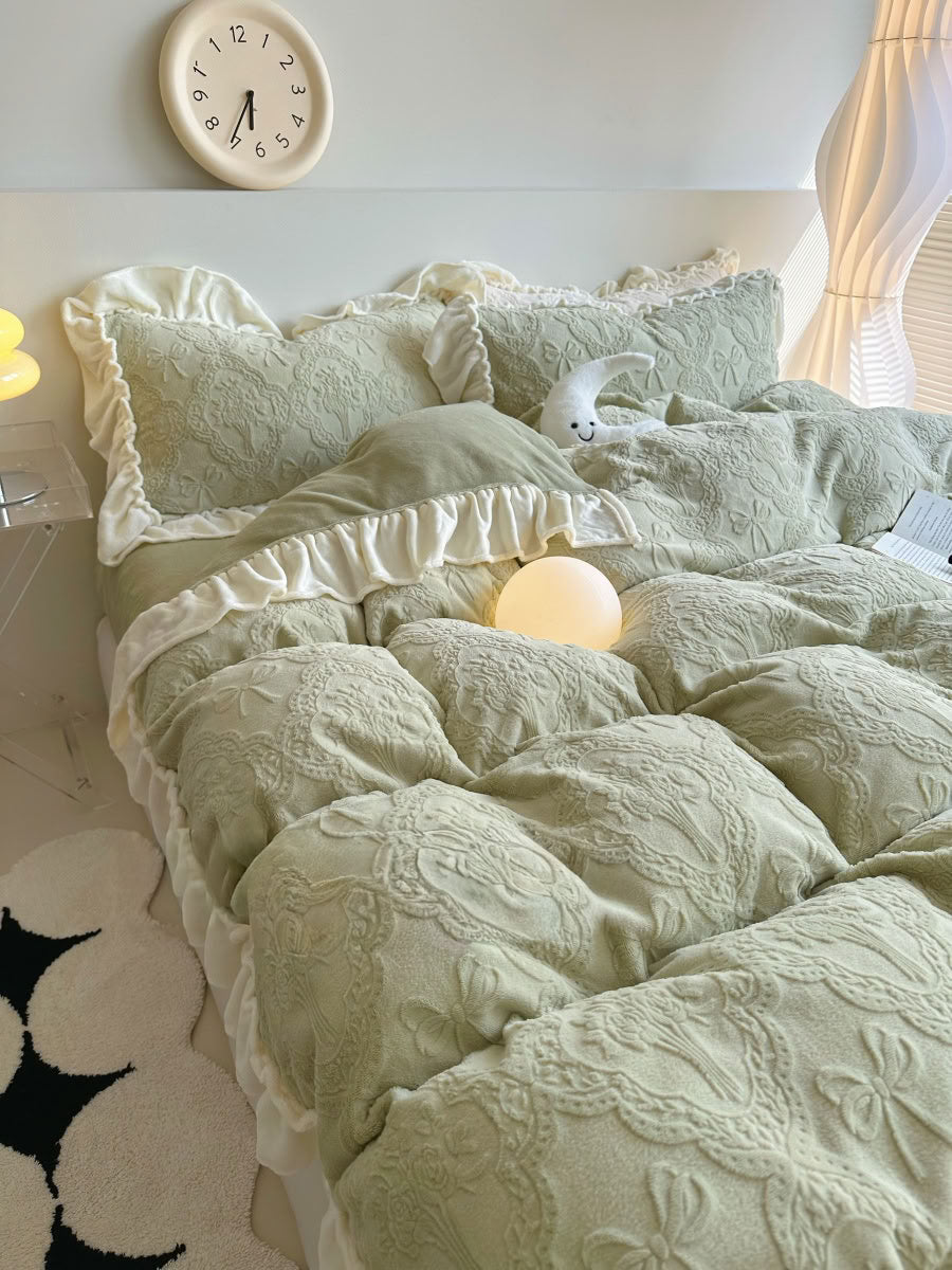 Light green fleece bedding set with embossed bow and floral texture - RoomDen