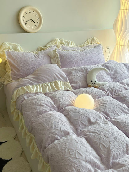 Light purple fleece bedding set with embossed bow and floral texture - RoomDen