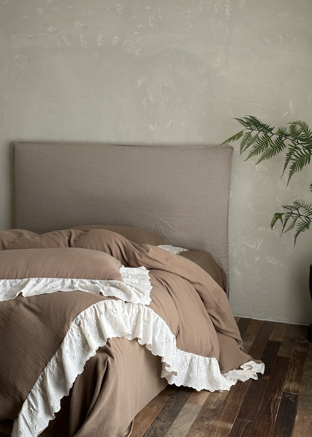 Odile Ruffled Lace Double-Gauze Bedding Set - Toasted Cream