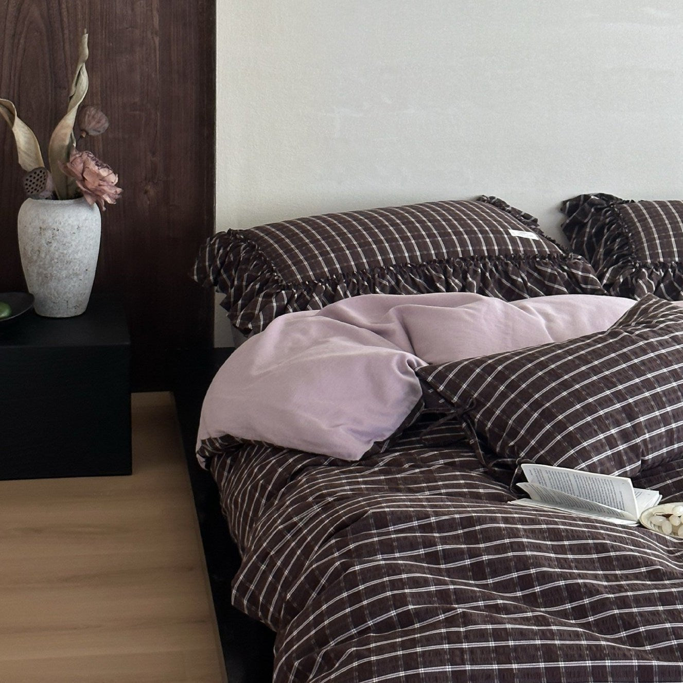 Ashvale Cocoa Windowpane Washed Cotton Bedding Set - room scene
