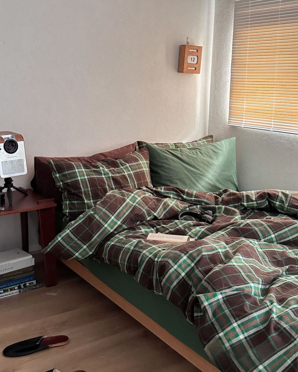 Kirkwood Plaid Cotton Bedding Set – full green and brown plaid bedding with a green sheet - Roomden
