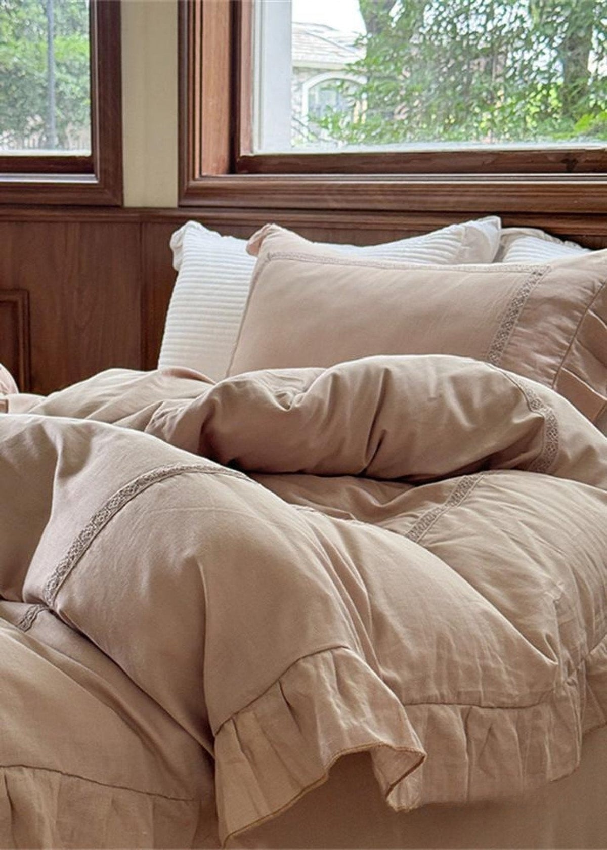 Petrina Ruffle Double Gauze Bedding Set - room scene