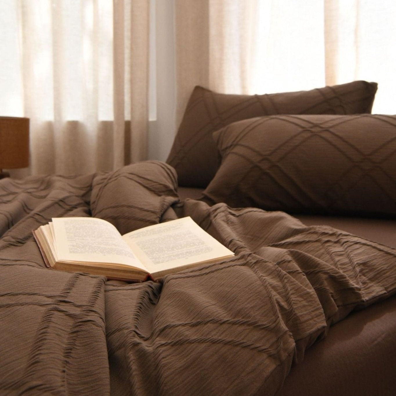 Corvale Diamond Jacquard Cotton Bedding Set - room scene
