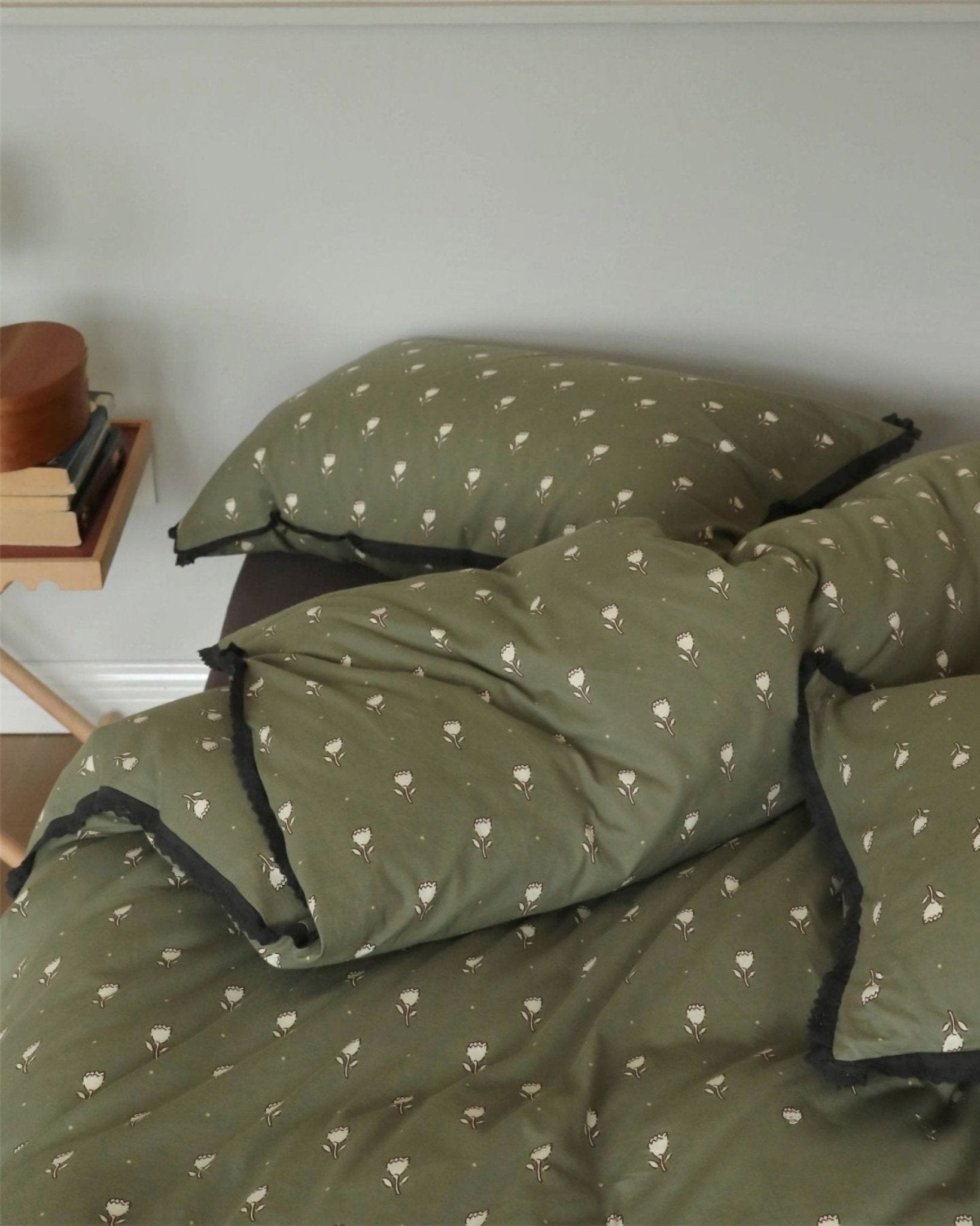 Winslow Ditsy Floral Jersey Cotton Bedding Set - room scene