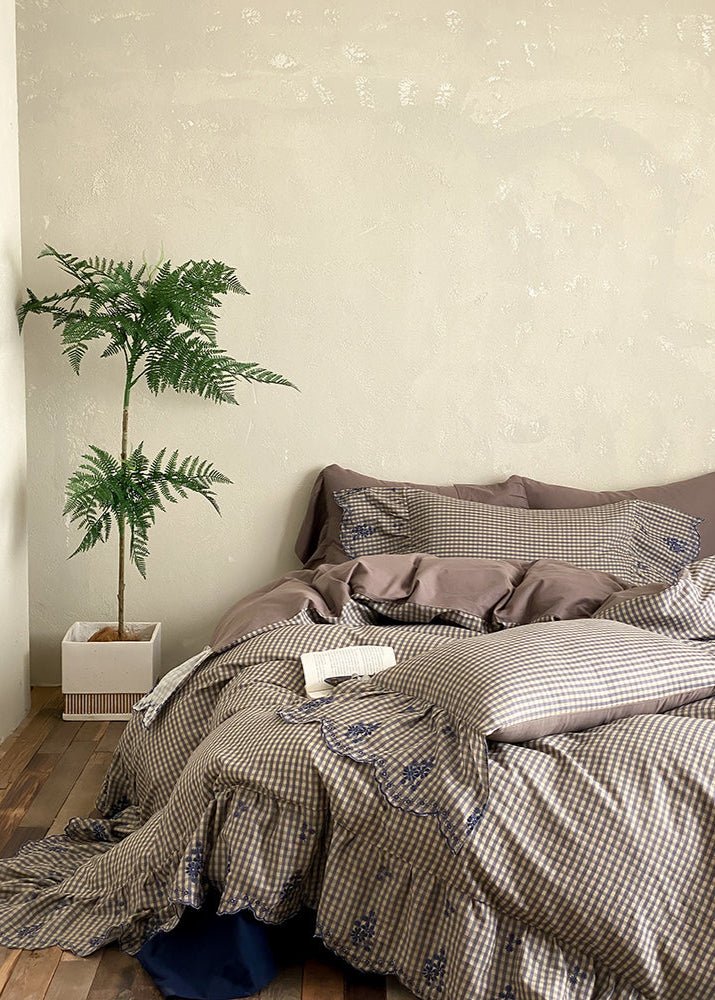 Beaumont Gingham Double Gauze Bedding Set - room scene