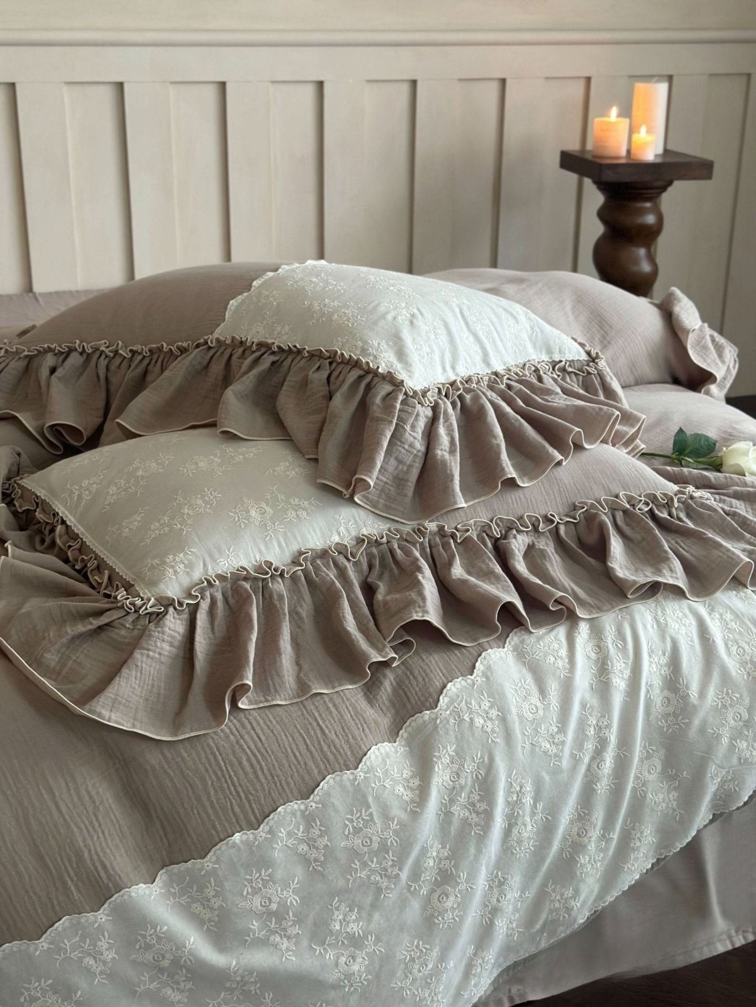 Wisteria Ruffled Double Gauze Bedding Set - room scene