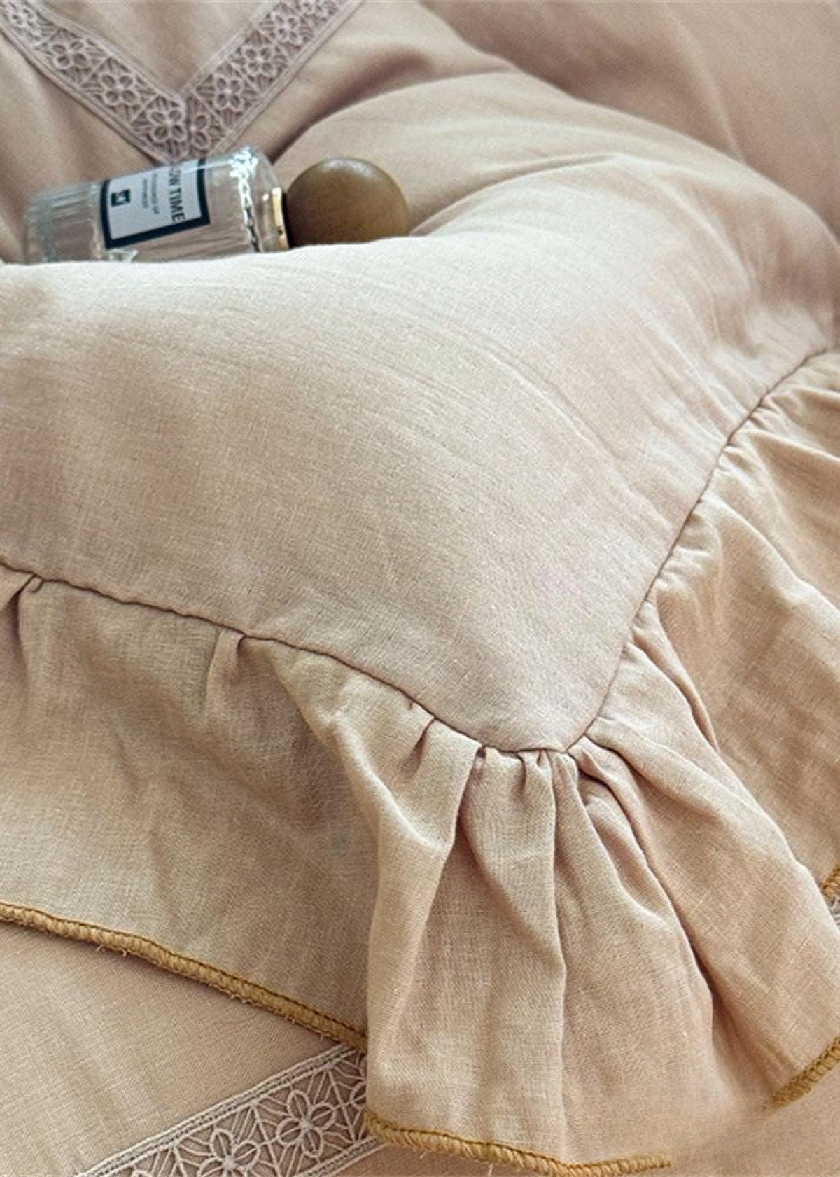 Petrina Ruffle Double Gauze Bedding Set - room scene