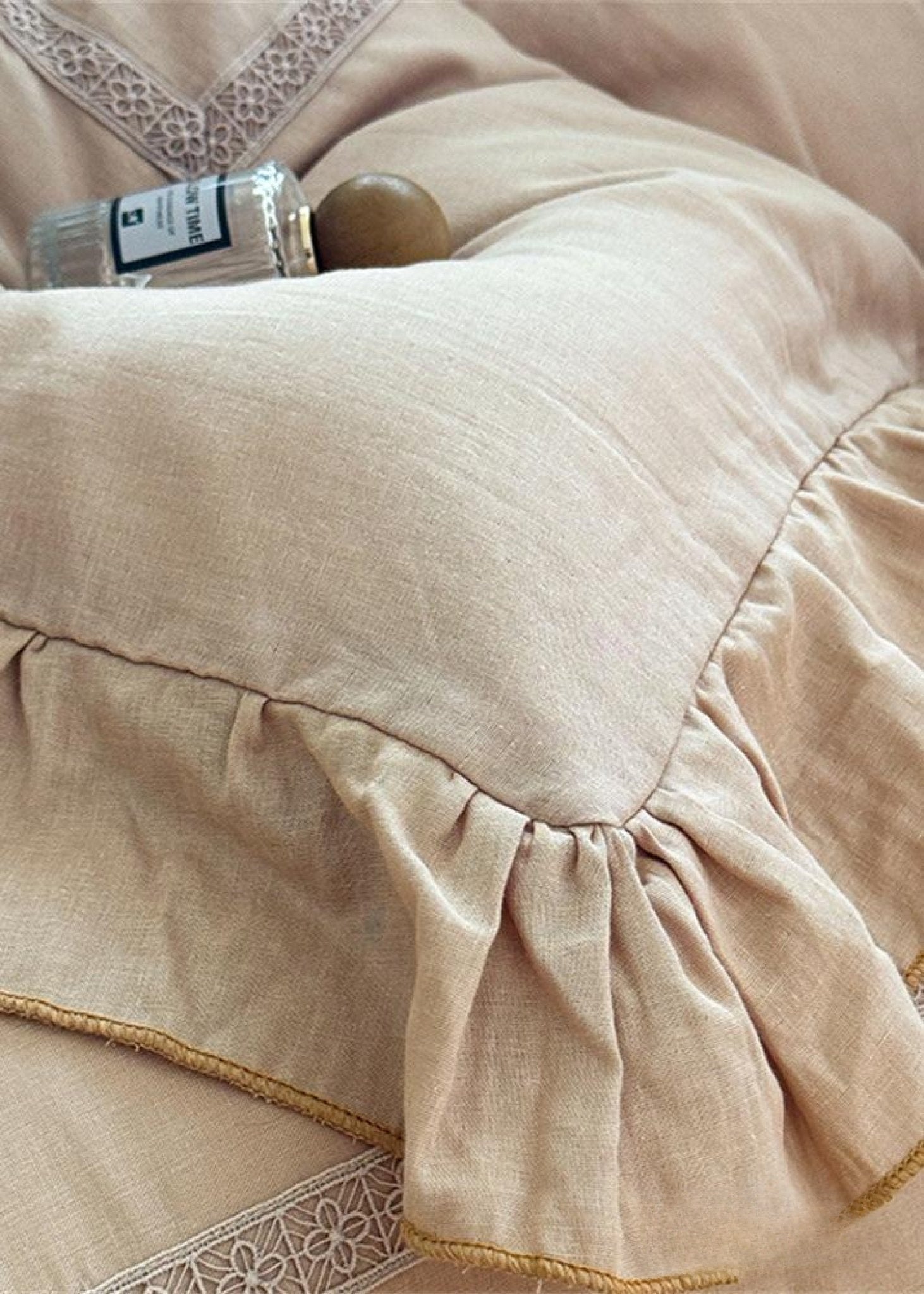 Petrina Ruffle Double Gauze Bedding Set - room scene