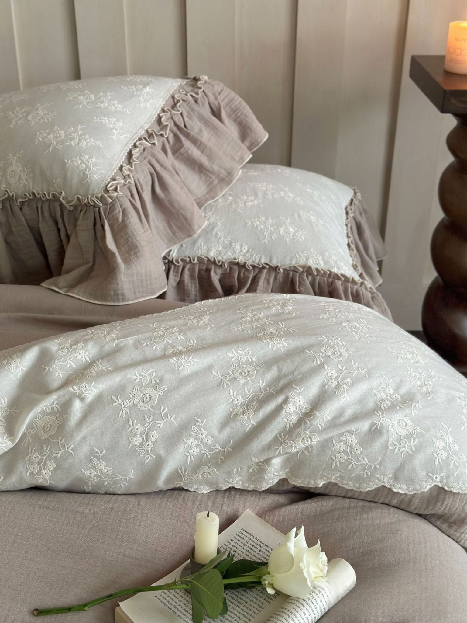 Wisteria Ruffled Double Gauze Bedding Set - room scene