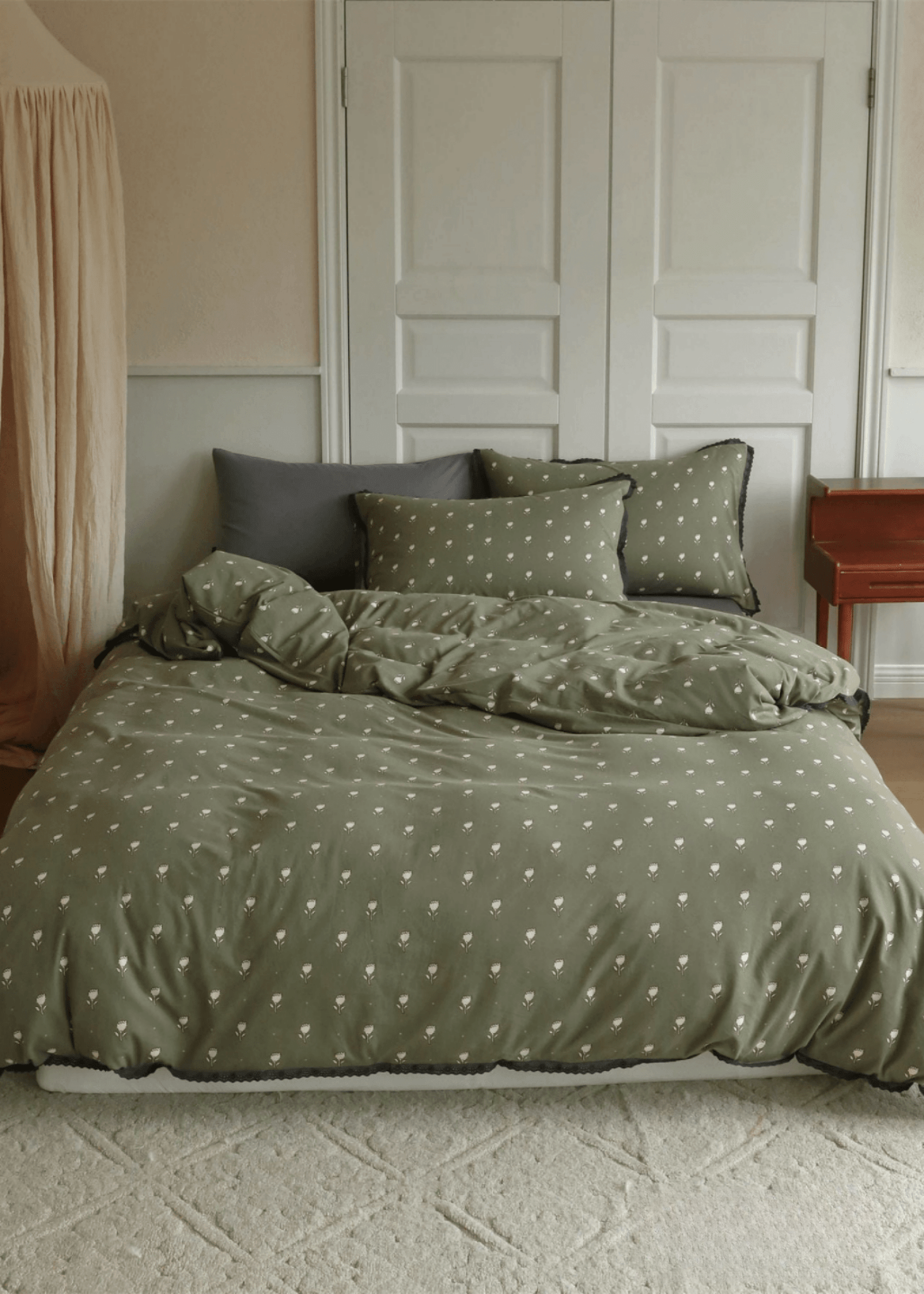 Winslow Ditsy Floral Jersey Cotton Bedding Set - room scene