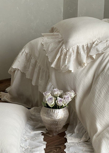 Odile Ruffled Lace Double-Gauze Bedding Set - room scene