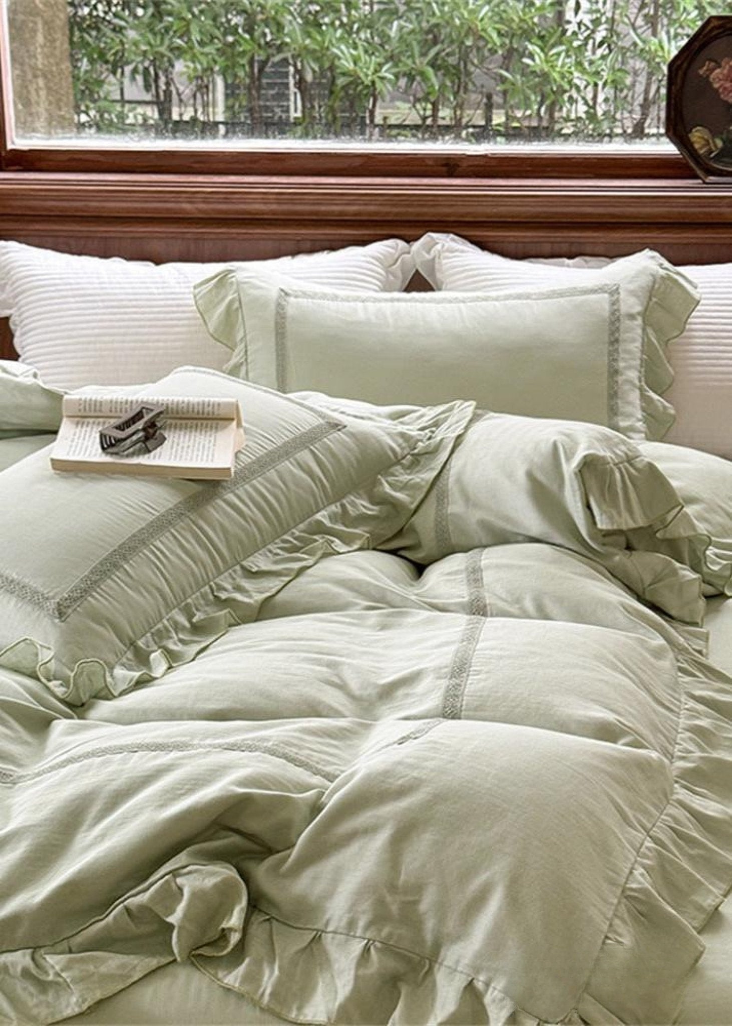 Petrina Ruffle Double Gauze Bedding Set - room scene
