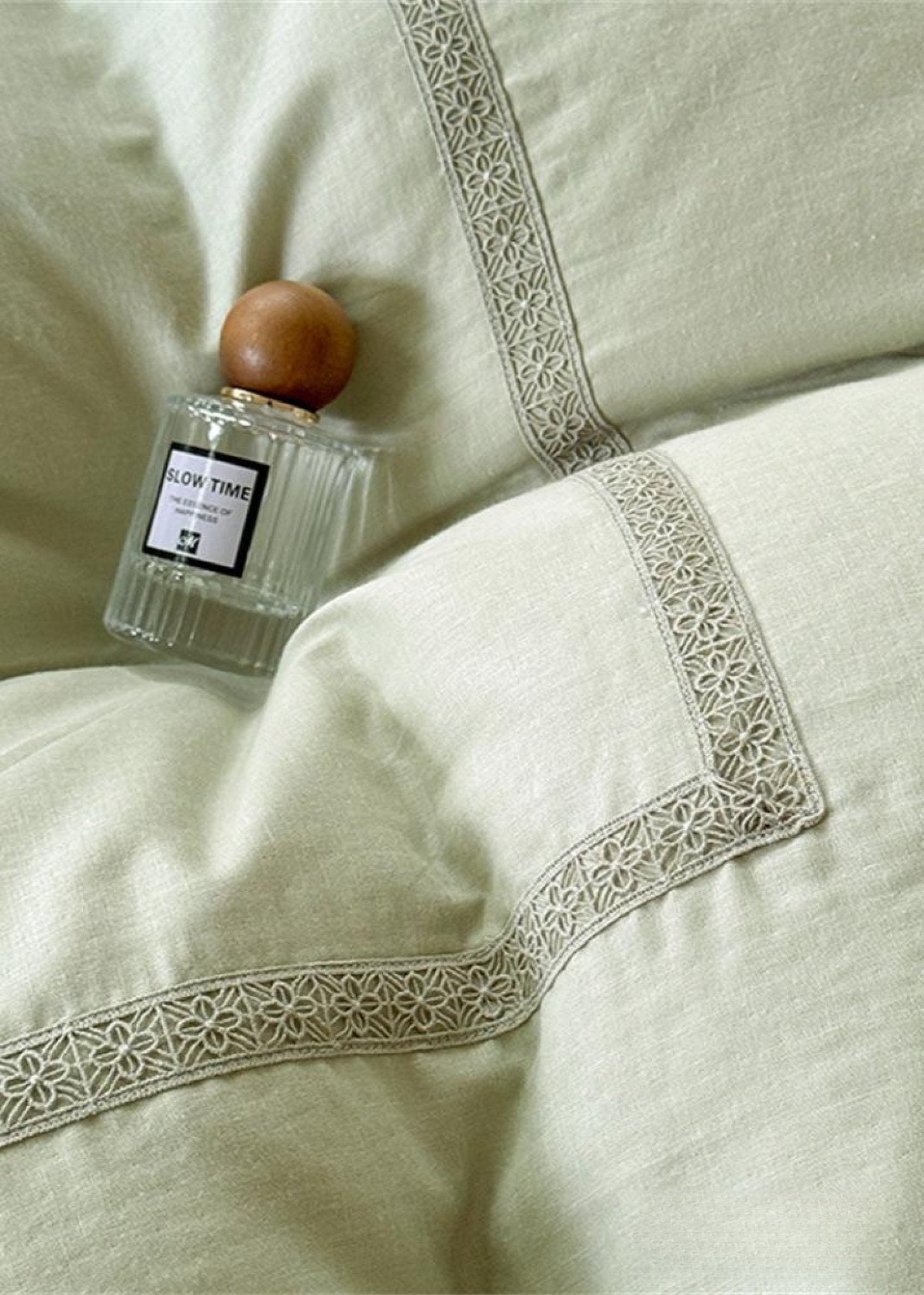 Petrina Ruffle Double Gauze Bedding Set - room scene