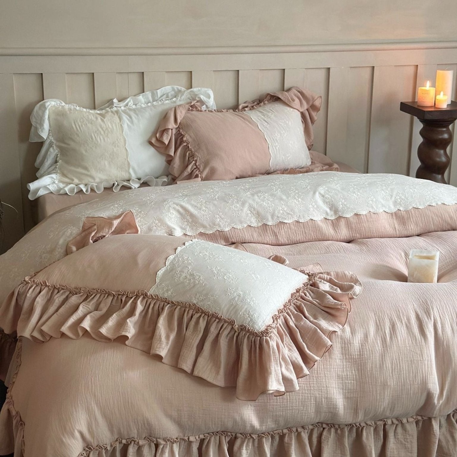 Wisteria Ruffled Double Gauze Bedding Set - room scene
