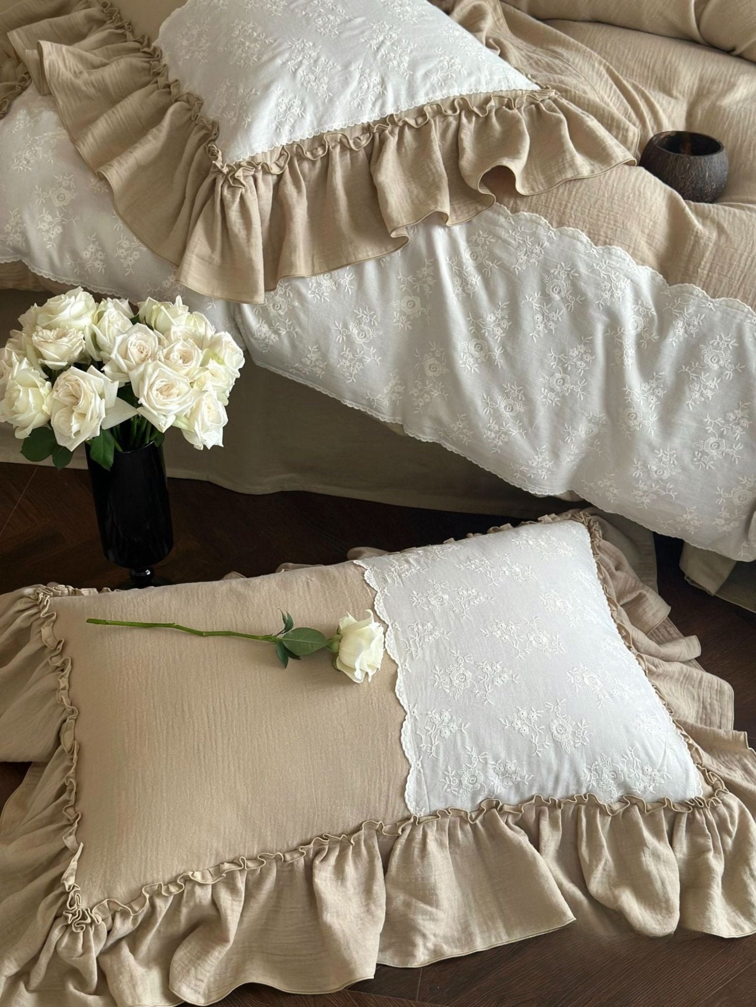 Wisteria Ruffled Double Gauze Bedding Set - room scene