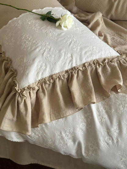 Wisteria Ruffled Double Gauze Bedding Set - room scene