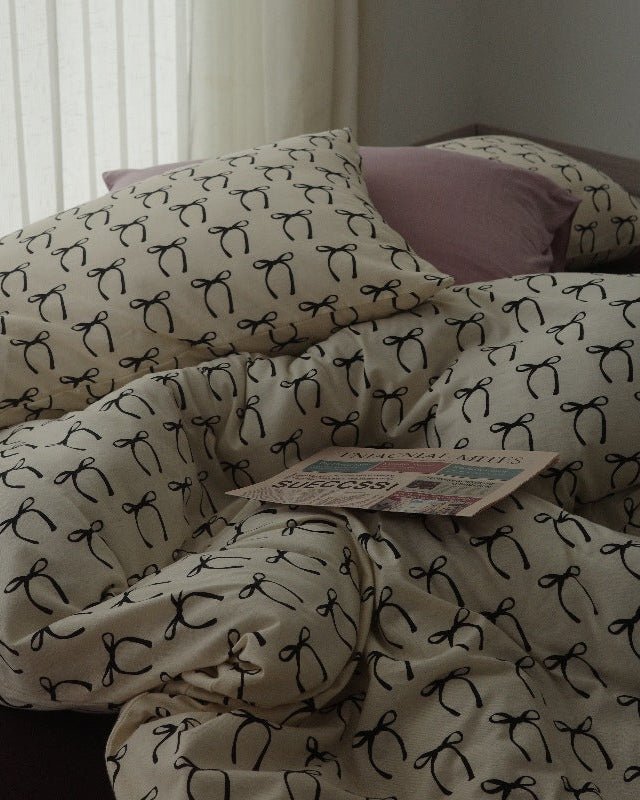 Thistlewood Bow Print Washed Cotton Bedding Set - room scene