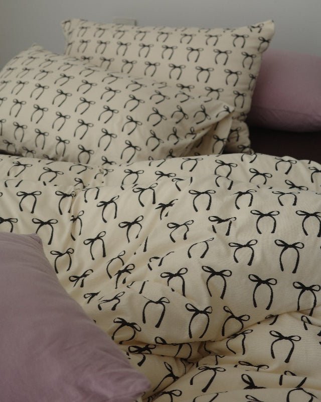 Thistlewood Bow Print Washed Cotton Bedding Set - room scene