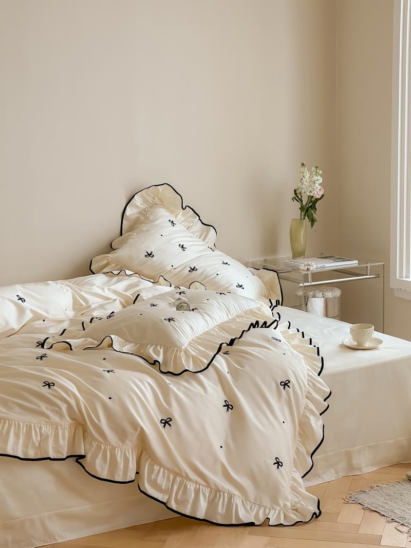 Perrine Ribbon-Embroidered Cotton Bedding Set - room scene