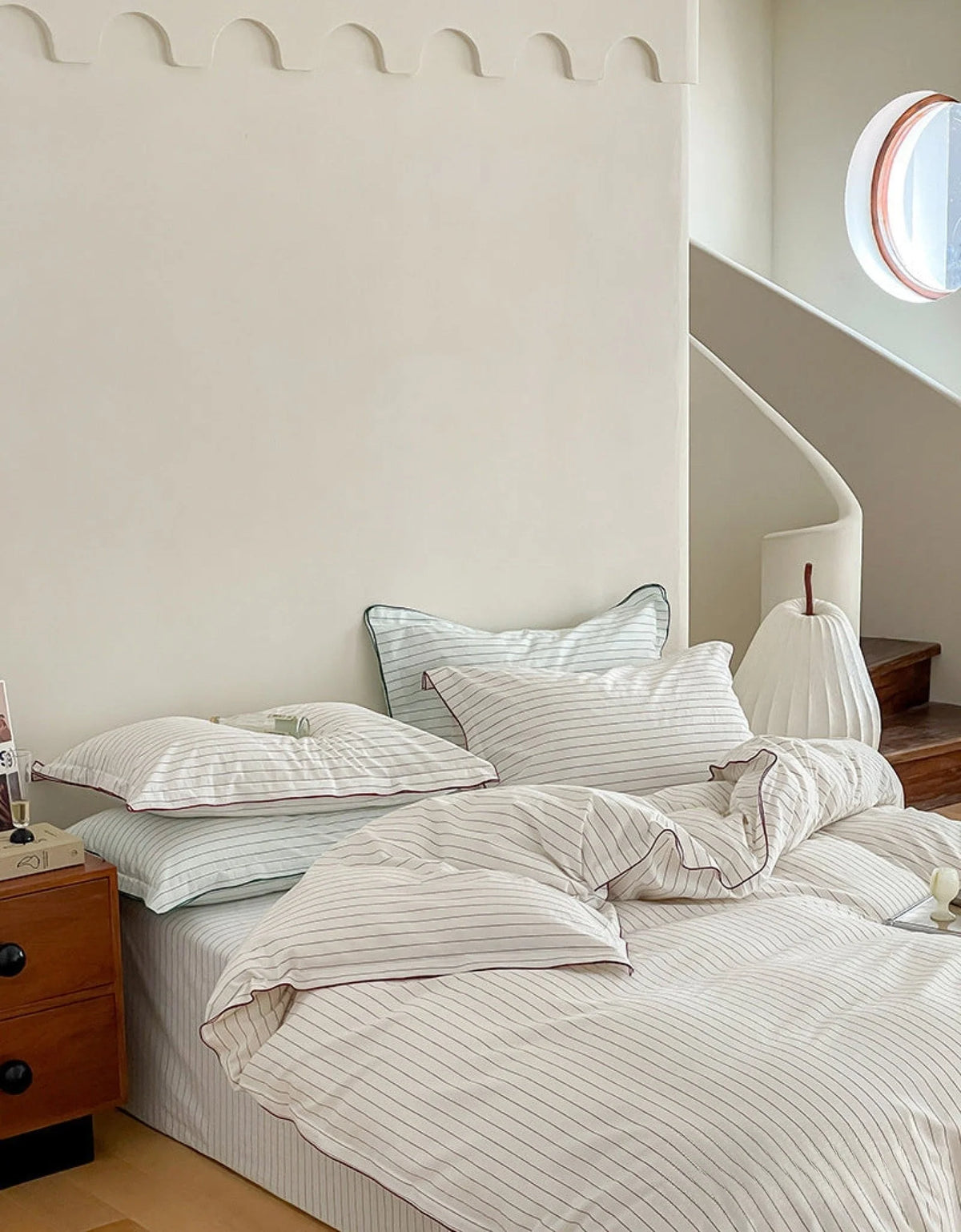 Ashcombe striped cotton bedding detail