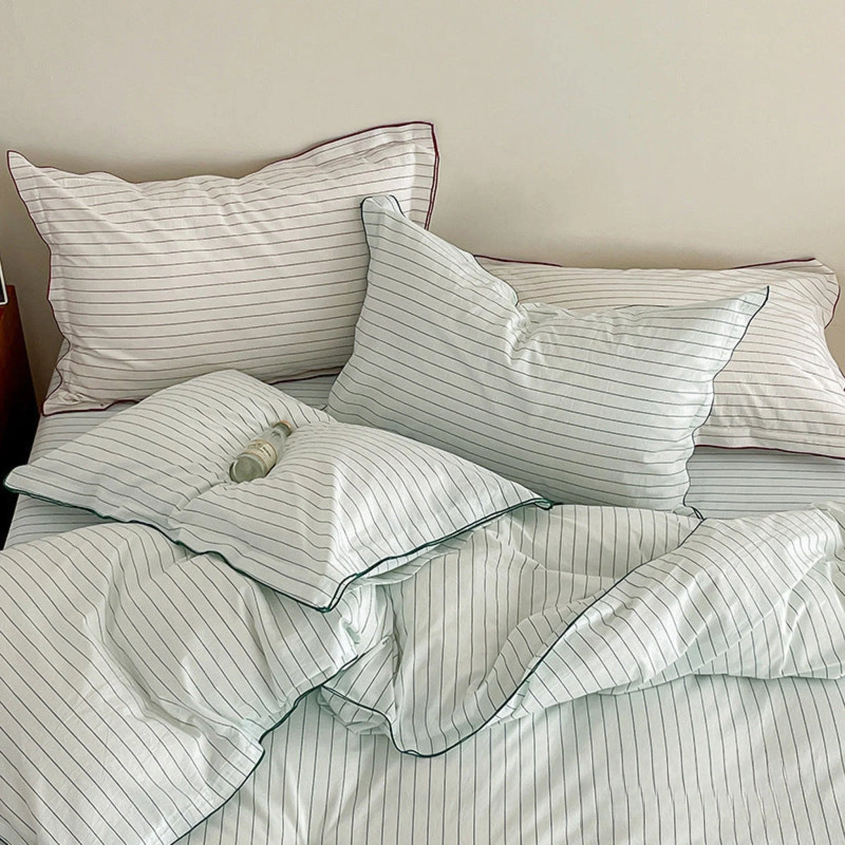 Ashcombe striped cotton bedding detail