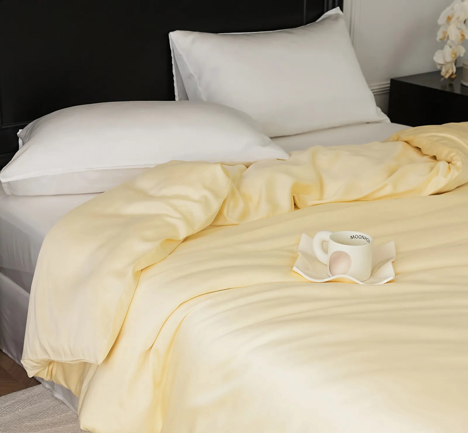 Cooling Tencel duvet cover in soft pastel tones with a smooth, silky drape – RoomDen