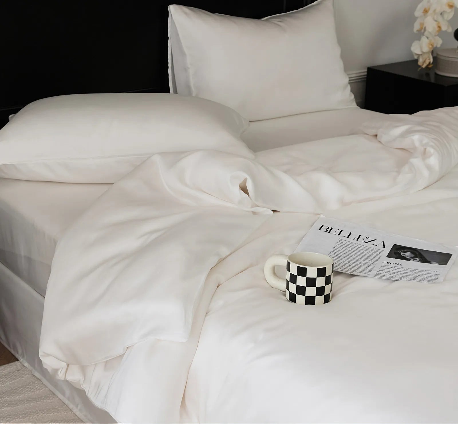 Cooling Tencel duvet cover in soft pastel tones with a smooth, silky drape – RoomDen